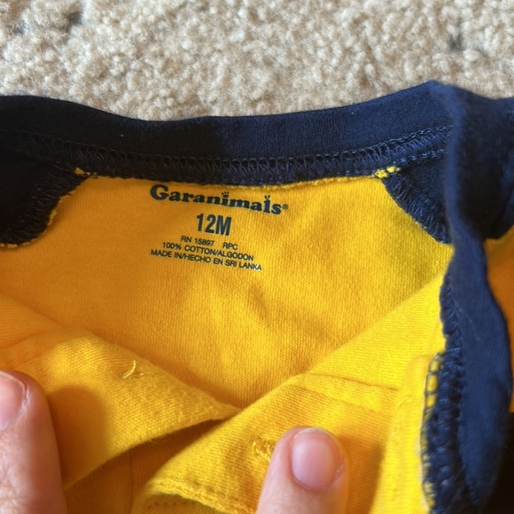 Boys bundle of 5 long sleeve 12 months tops - Picture 11 of 12